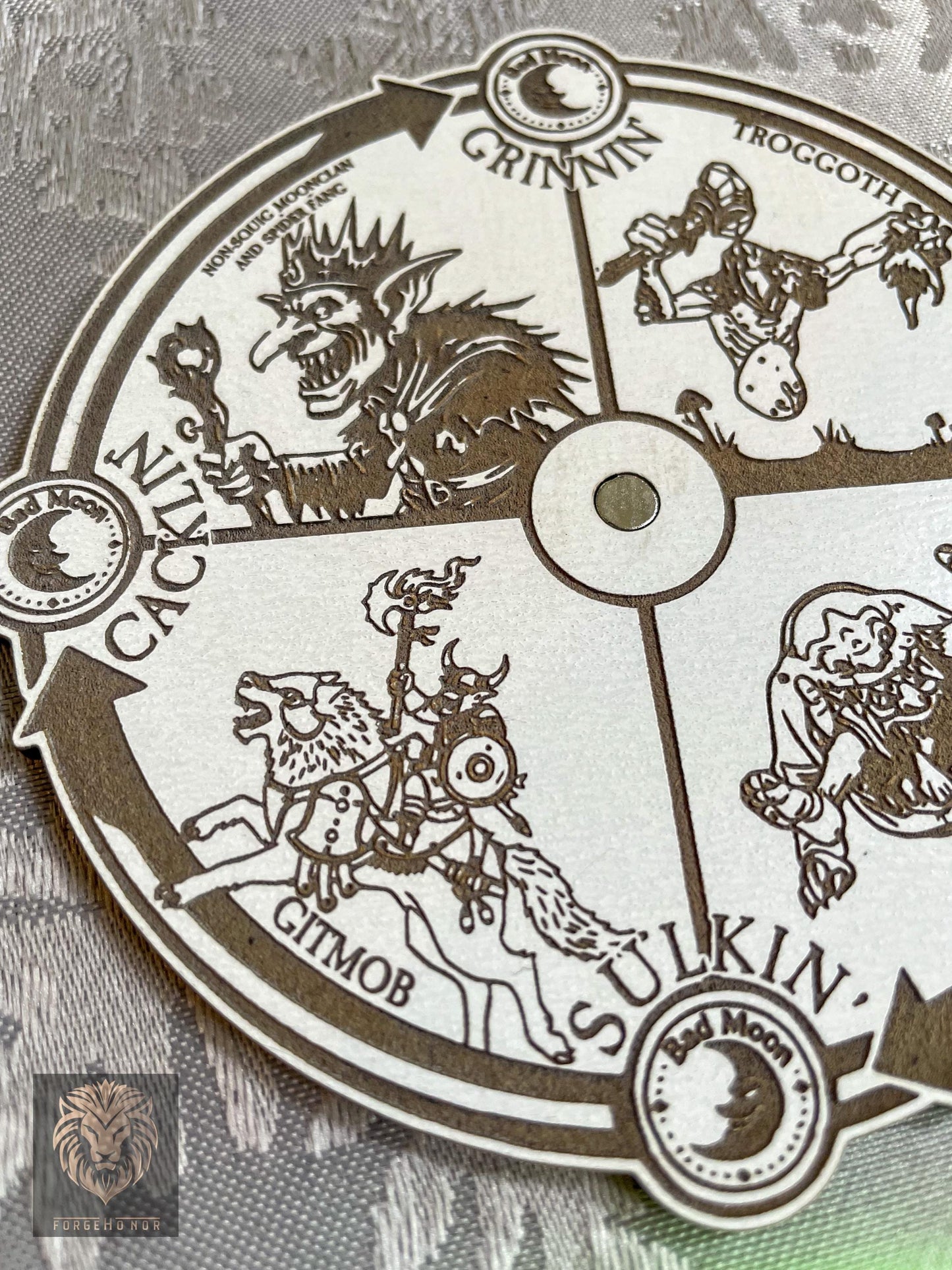 Gloomspite Gitz Bad Moon Tracker wooden Age of Sigmar tabletop tool